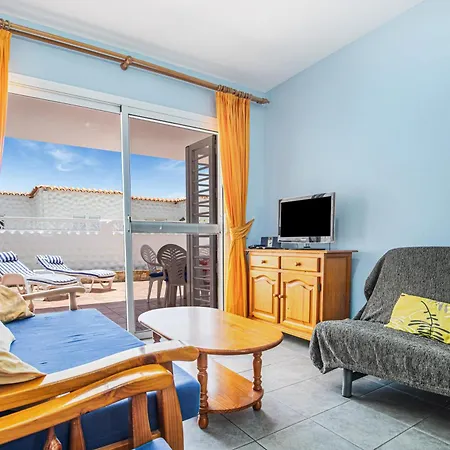 Apartment Near The With Huge Terrace, Parking And Wifi