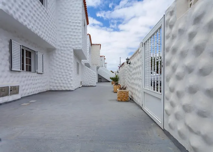 公寓 Near The With Huge Terrace, Parking And Wifi 科斯塔卡玛